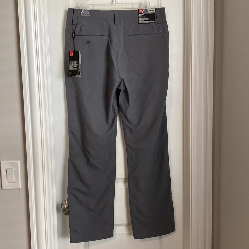 NWT Under Armour men’s golf pants 34/30, grey